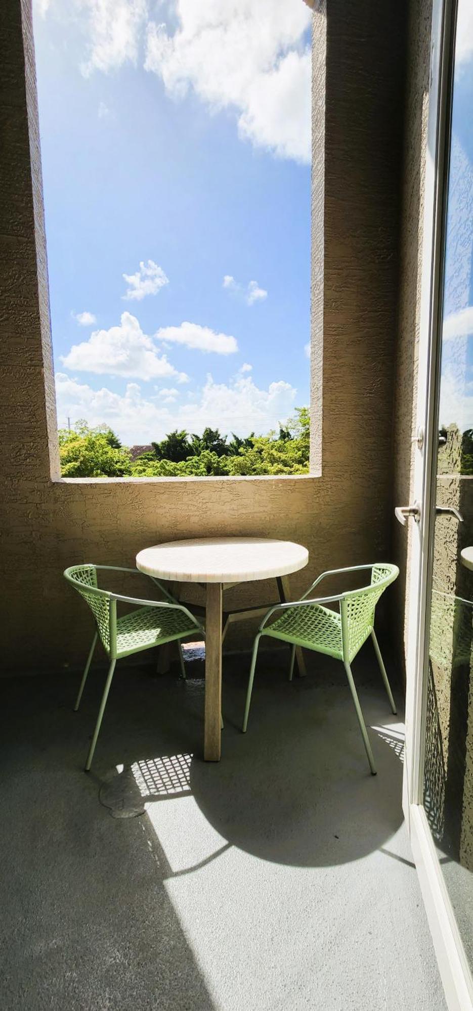 Dharma Home Suites South Miami At Red Road Commons Luaran gambar